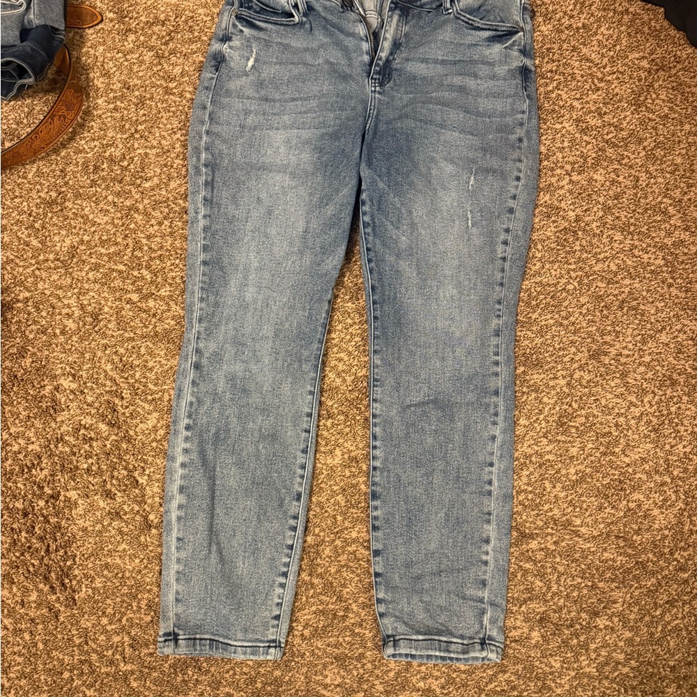 Judy Blue Light Blue Straight Leg Jeans